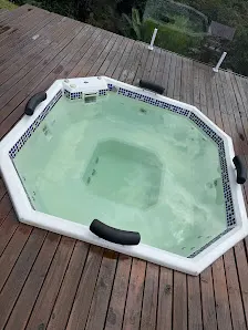 Foto 8 de Chalé das Montanhas – Refúgio Romântico com Jacuzzi em Mairiporã