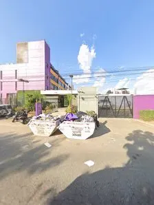 Foto 2 de Museu da Imaginação - Estacionamento