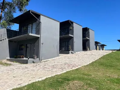 Foto 4 de São Roque Chalés - One-Bedroom Villa