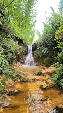 Foto 2 de Cachoeira Parque do Juquery