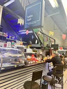 Foto 2 de Lellis Café