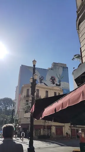 Foto 12 de Estátua de Engraxate