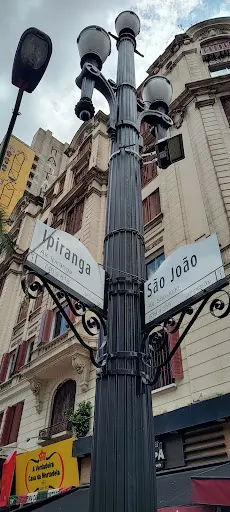 Foto 7 de Estátua de Engraxate