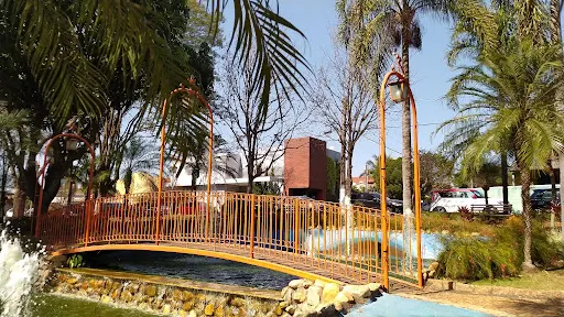 Foto 14 de Praça dos Coqueiros