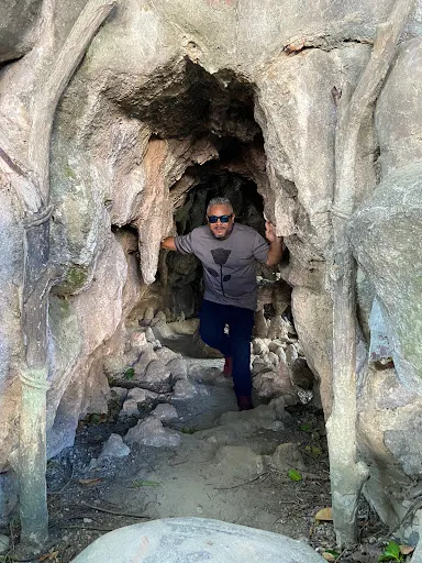 Foto 24 de Gruta e Cascata