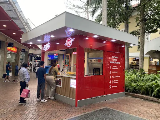 Foto 10 de Centro Comercial Jardín Plaza